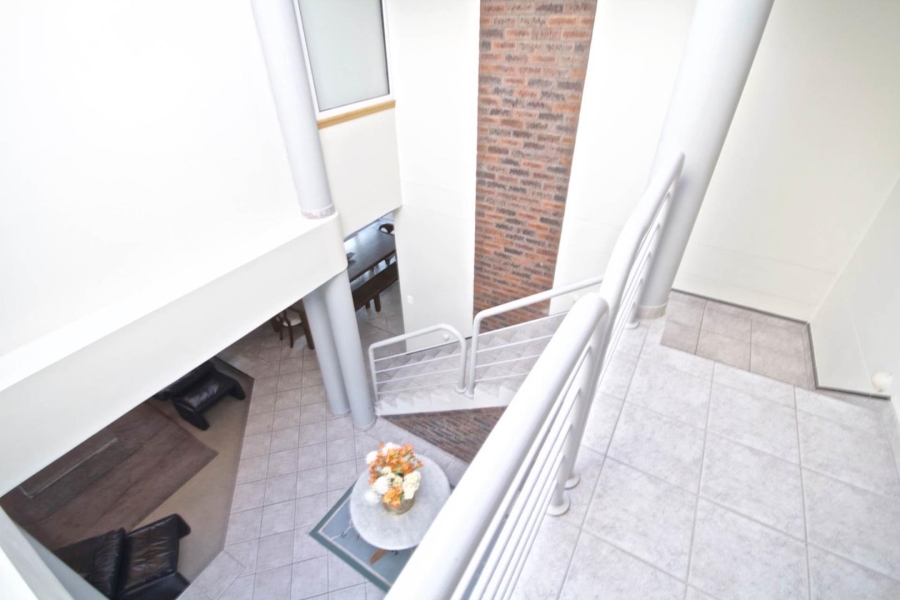 To Let 5 Bedroom Property for Rent in Sunset Beach Western Cape